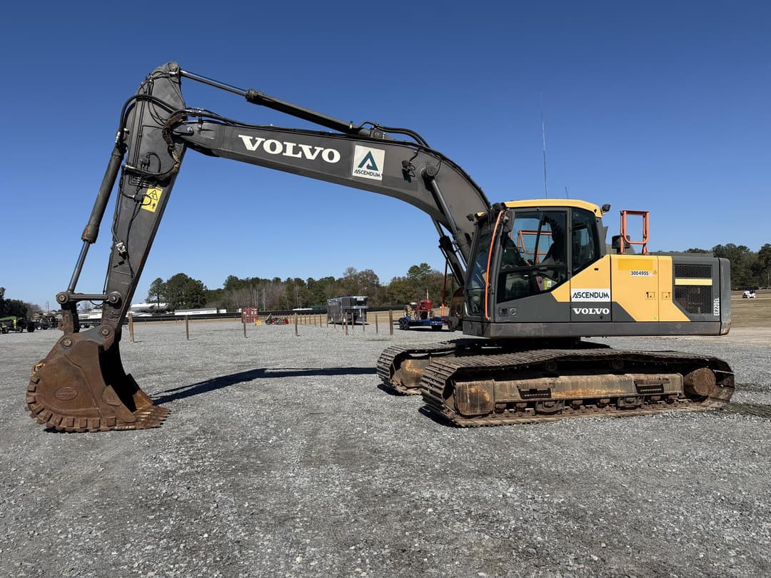 Image of Volvo EC220EL Primary image