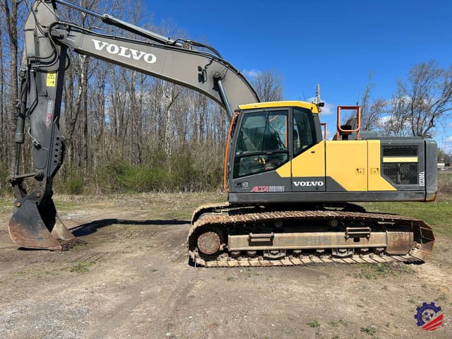Image of Volvo EC220EL equipment image 1