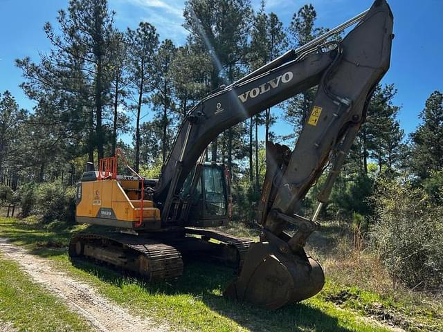 Image of Volvo EC250EL equipment image 2
