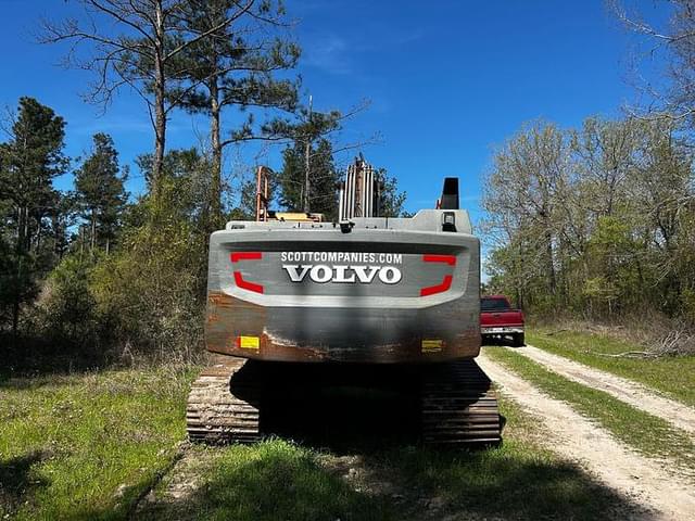 Image of Volvo EC250EL equipment image 3