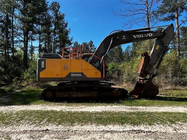 Image of Volvo EC250EL equipment image 1
