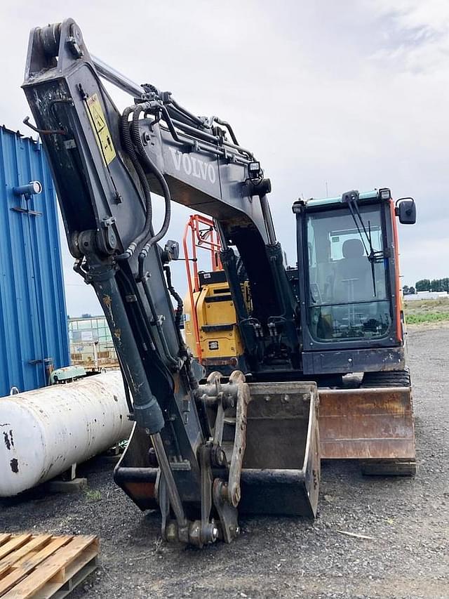 Image of Volvo ECR145EL equipment image 2