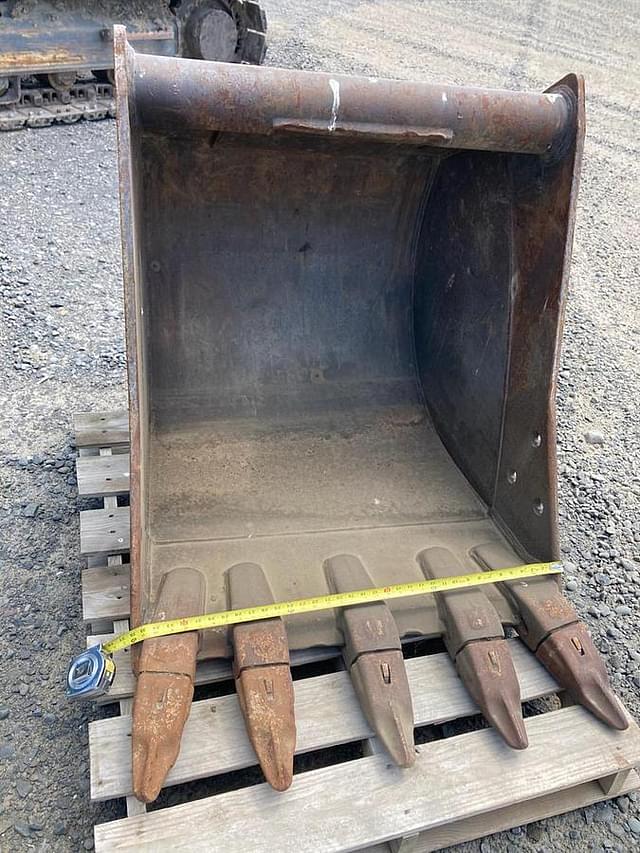 Image of Volvo ECR145EL equipment image 4
