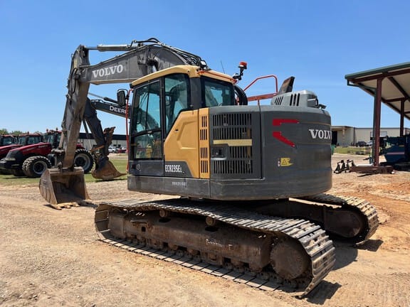 Main image Volvo ECR235EL