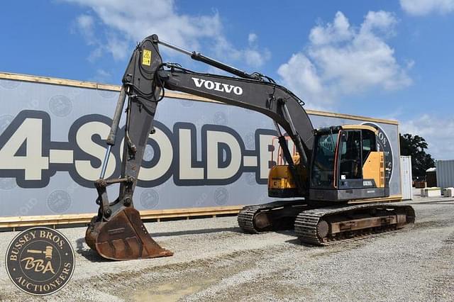 Image of Volvo ECR235EL equipment image 1