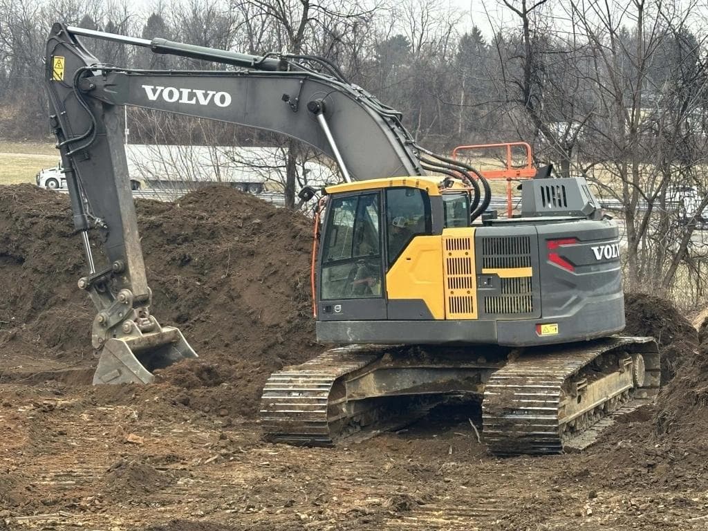 Image of Volvo ECR355EL Primary image