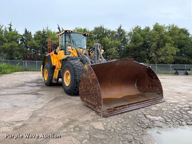 Image of Volvo L180H equipment image 2