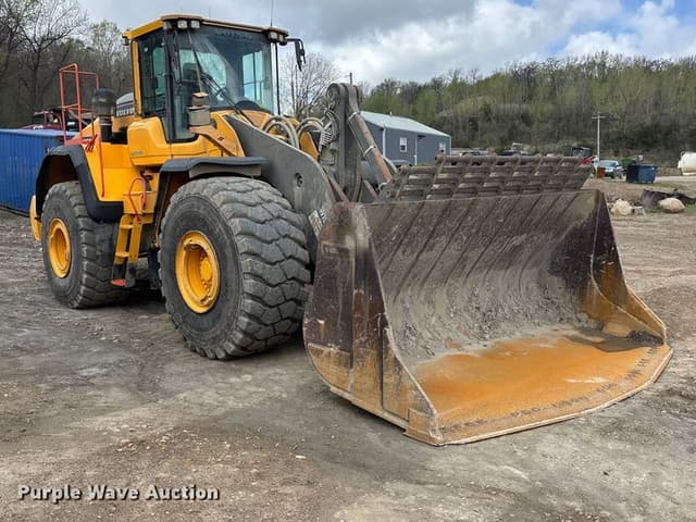 Image of Volvo L220H equipment image 2