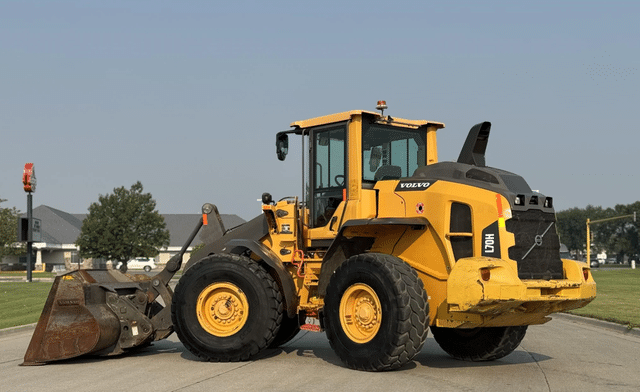 Image of Volvo L70H equipment image 2