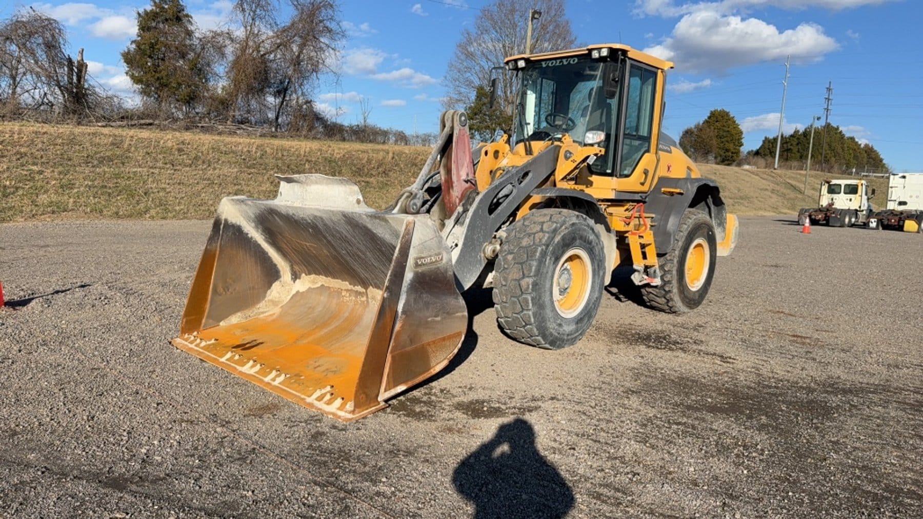 2018 Volvo L90H Equipment Image0