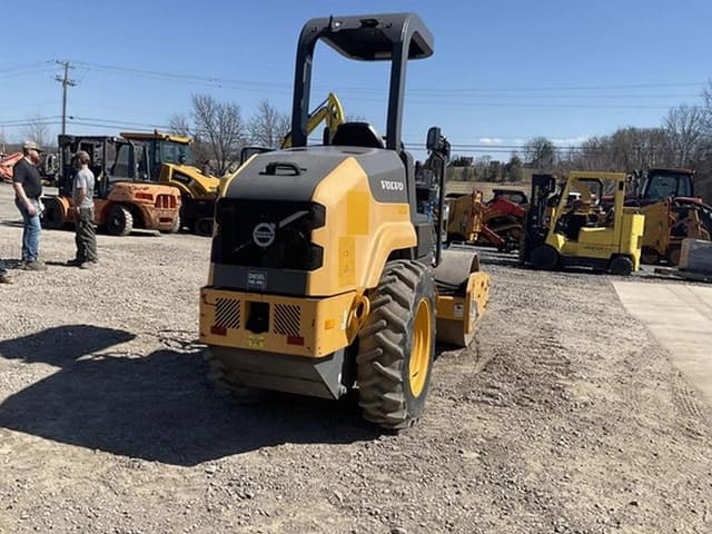 Image of Volvo SD45B equipment image 3