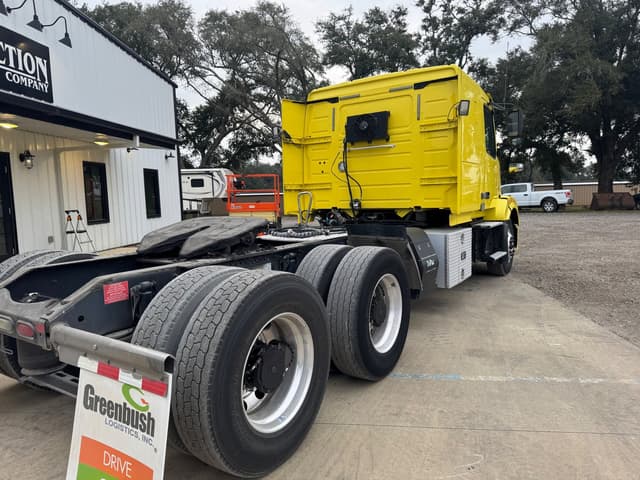 Image of Volvo D13 equipment image 2