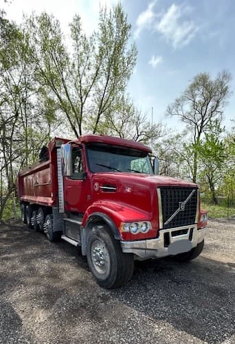 Image of Volvo VHD equipment image 3
