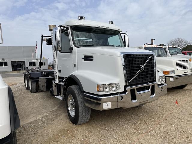 Image of Volvo VHD equipment image 4