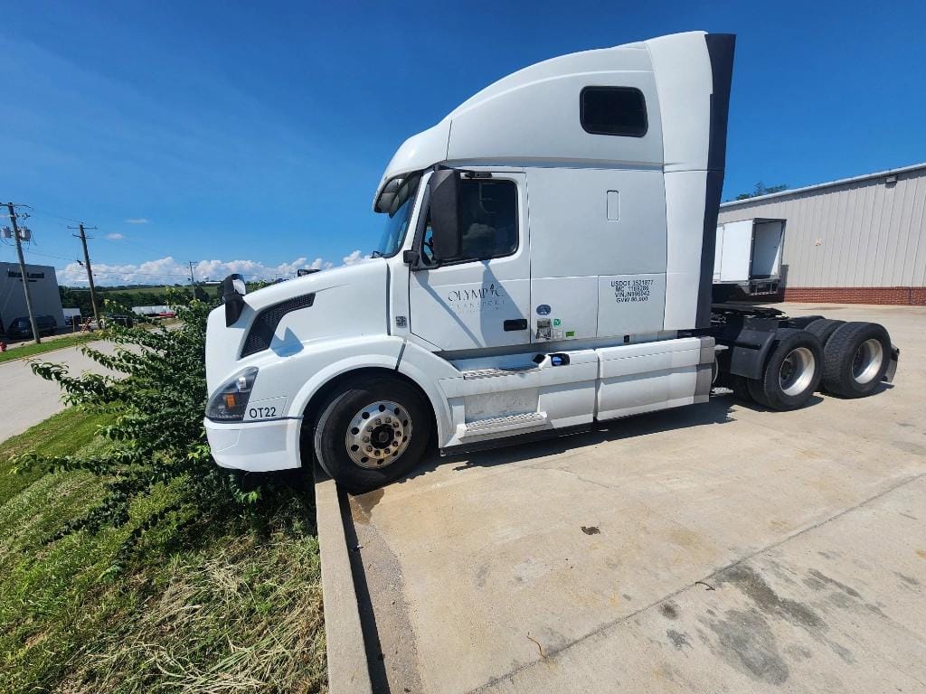 2018 Volvo VNL Equipment Image0