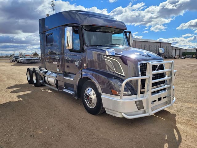 Image of Volvo VNL equipment image 2