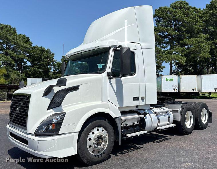 Image of Volvo VNL Primary image