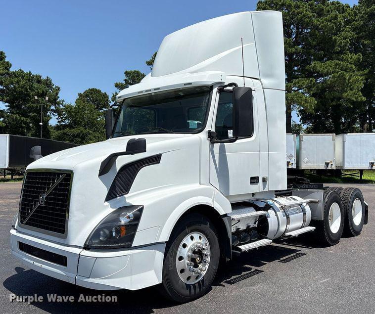 Image of Volvo VNL Primary image