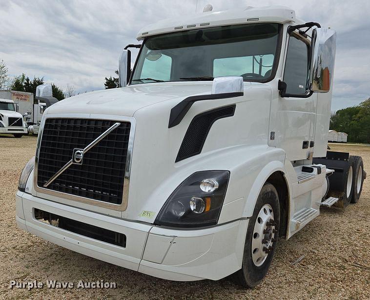 Image of Volvo VNL Primary image