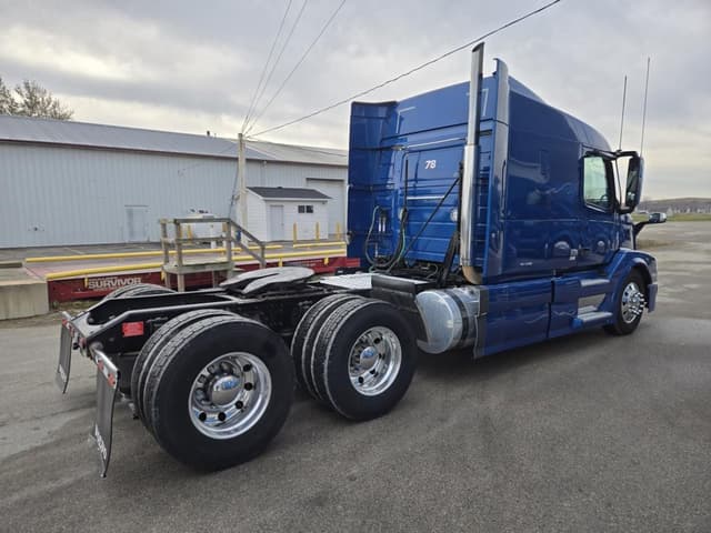 Image of Volvo VNL equipment image 4