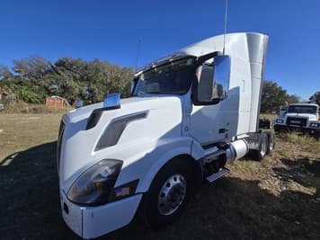 Main image Volvo VNL64T630