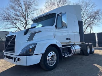 Main image Volvo VNL64T630