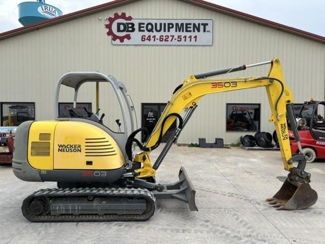 2018 Wacker Neuson 3503 Equipment Image0