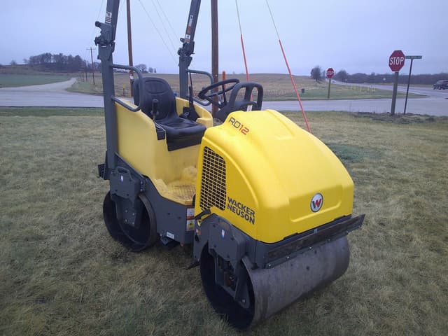 Image of Wacker Neuson RD12 equipment image 2