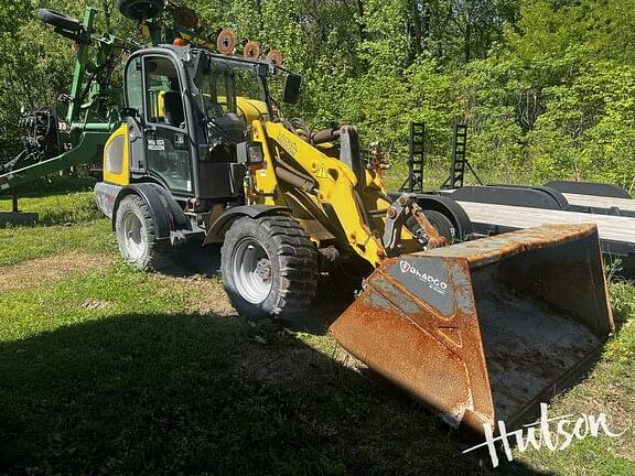 2017 Wacker Neuson WL38 Equipment Image0