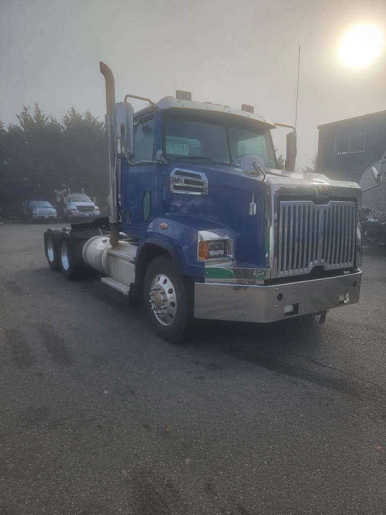 Image of Western Star 4700 Primary image