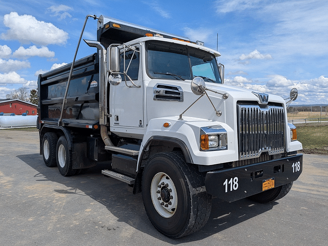 Image of Western Star 4700 equipment image 1