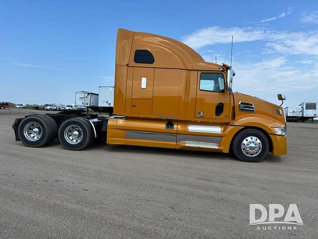 Image of Western Star 5700XE equipment image 4