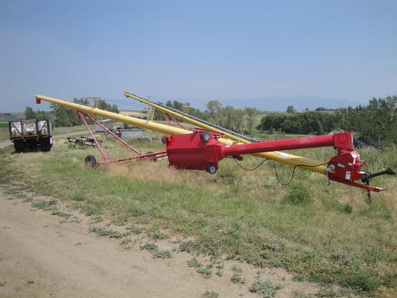 2018 Westfield 10x60 Equipment Image0