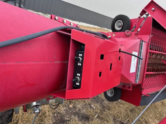 Image of Wheatheart X130-94 equipment image 4
