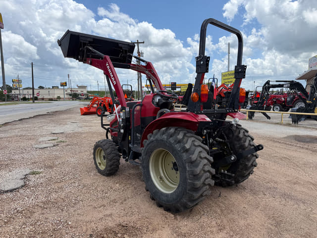 Image of Yanmar YT235 equipment image 3