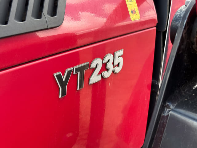 Image of Yanmar YT235 equipment image 2