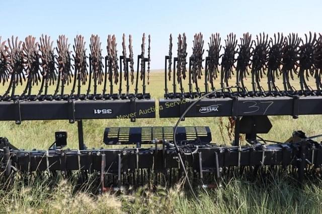 Image of Yetter 3541 equipment image 2