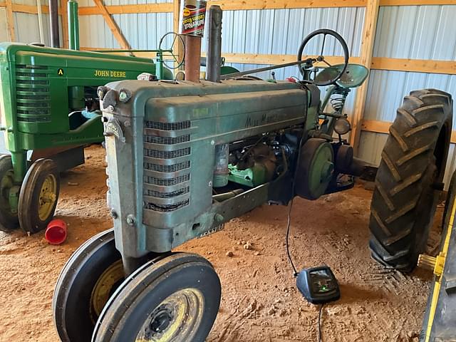 Image of John Deere B equipment image 4