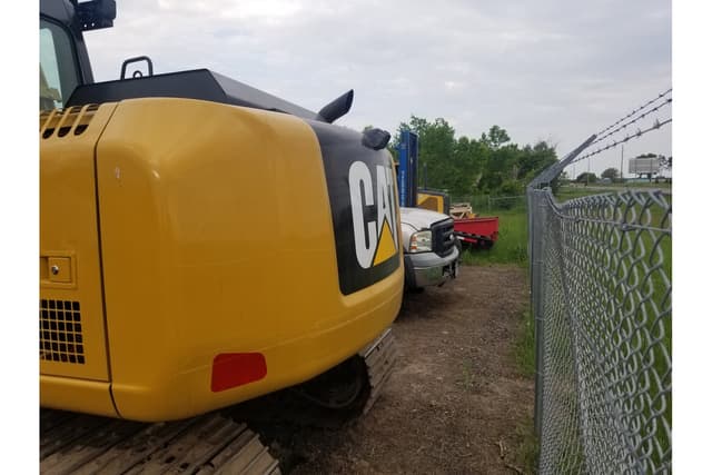 Image of Caterpillar 313FLGC equipment image 3
