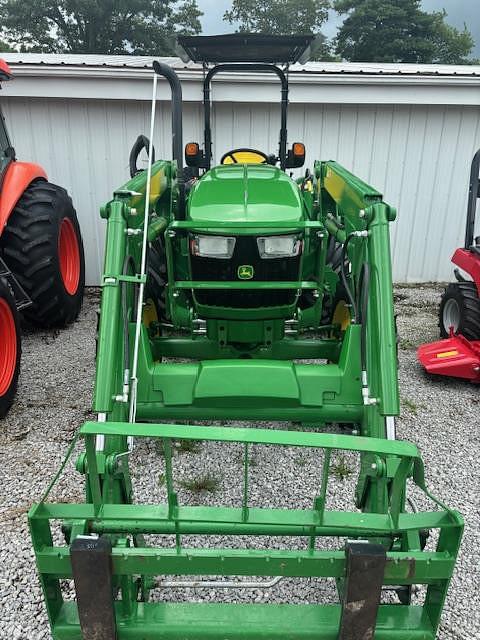 Image of John Deere 5065E equipment image 1