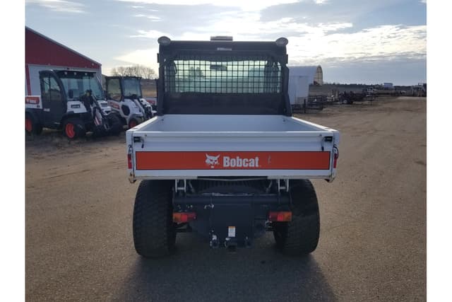 Image of Bobcat Toolcat 5600 equipment image 3