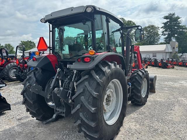 Image of Massey Ferguson 5710 equipment image 3