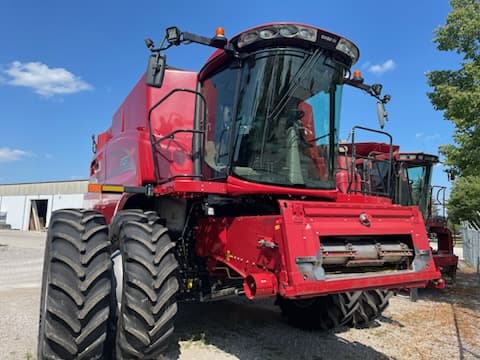 Image of Case IH 8250 Image 1