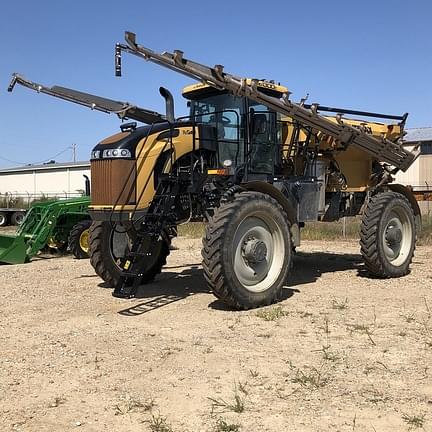 2019 RoGator RG1300C Equipment Image0