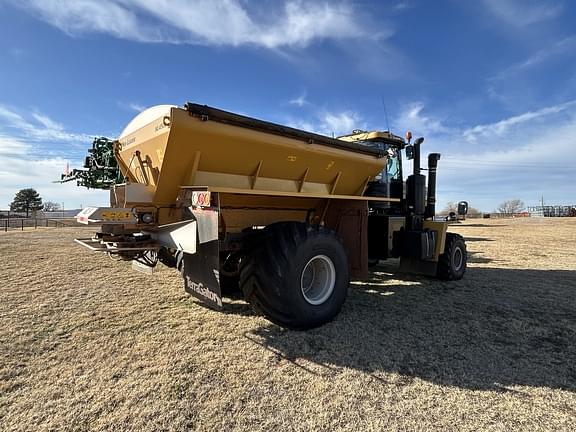 Image of Ag-Chem Terra-Gator 8400 equipment image 4