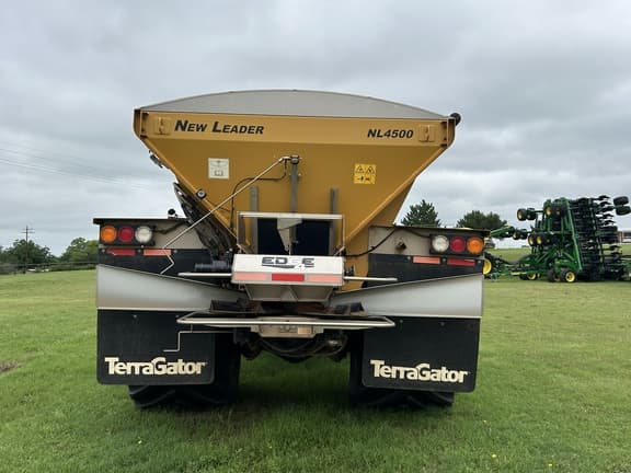Image of Terra-Gator TG8400C equipment image 3