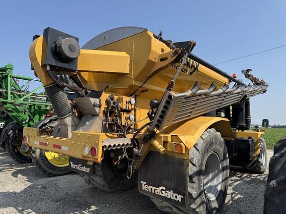 Image of Terra-Gator TG8400C equipment image 3