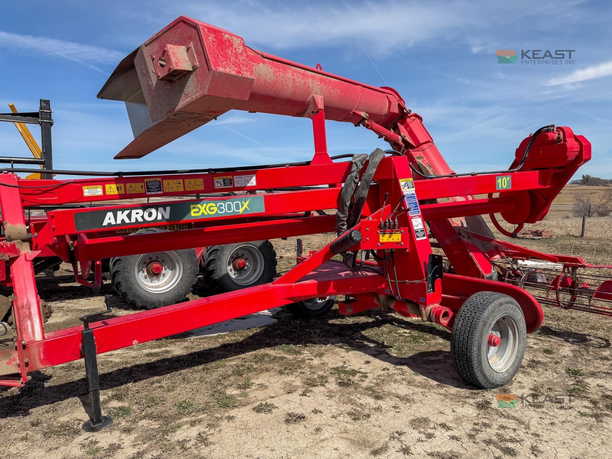 2019 Akron EXG300X Equipment Image0