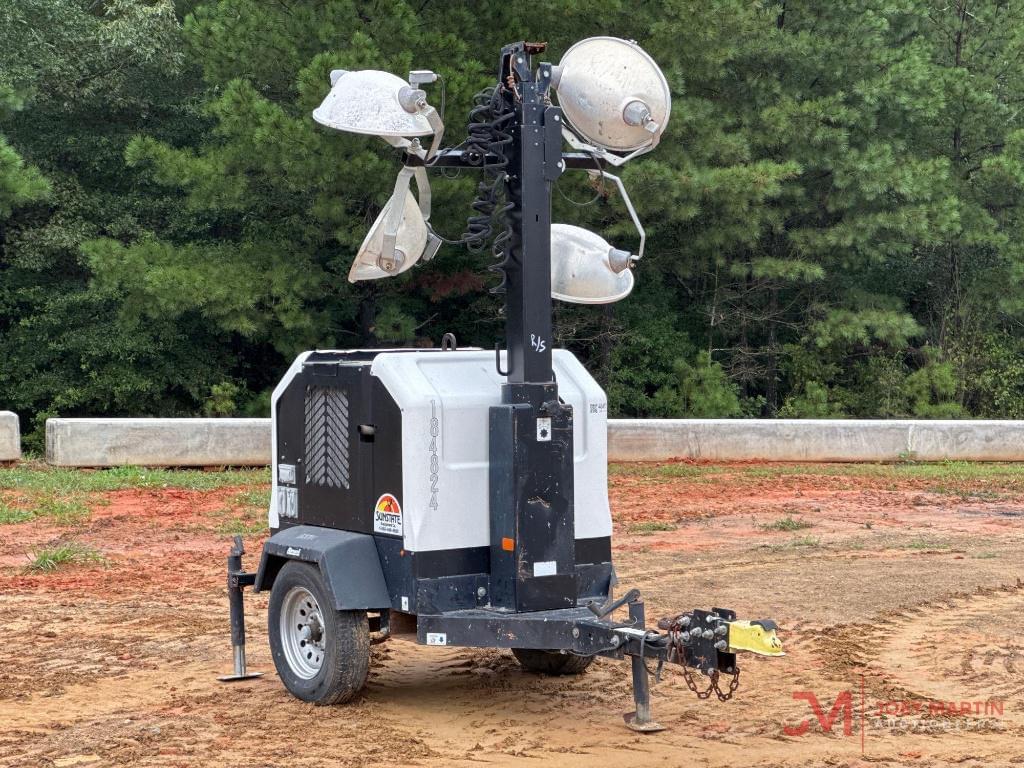 Image of Allmand  Night-Lite V-Series  Primary image