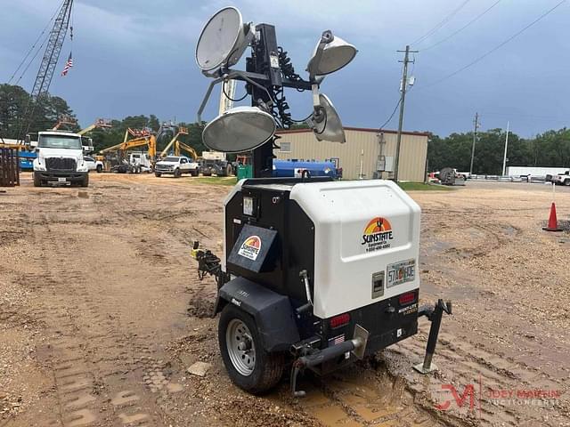 Image of Allmand  Night-Lite V-Series  equipment image 2